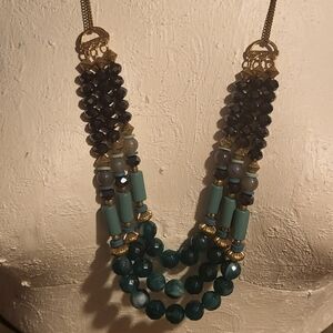 NWT Jules B Elegant Green and Gold Beaded Necklace